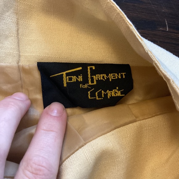 Buttery yellow vintage pencil skirt made in USA - Picture 3 of 4